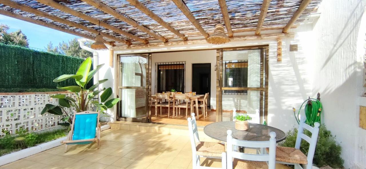 Bungalow Del Mar Denia Bagian luar foto